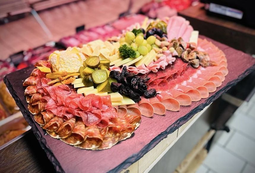 Fleisch-Käse Platte – Trämeler Metzgerei